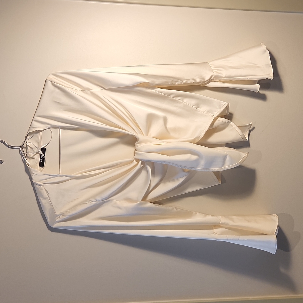 Silky retro blouse